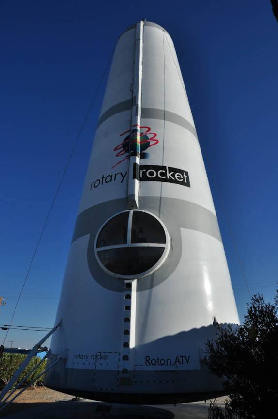 Nave experimental no aeroporto de Mojave, na Califórnia, nos Estados Unidos